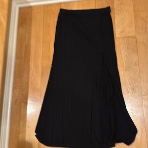Black long skirt